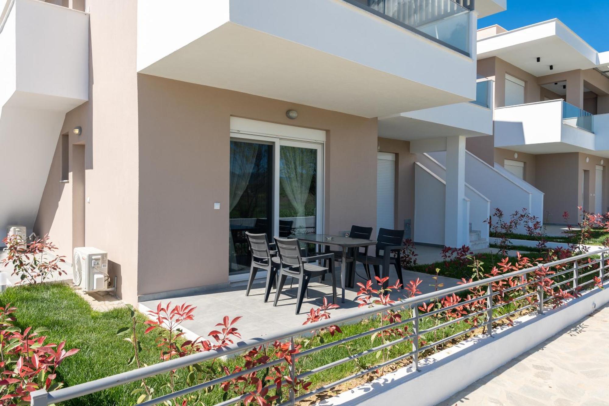 דירות קאבאלה Iro Residential Complex מראה חיצוני תמונה