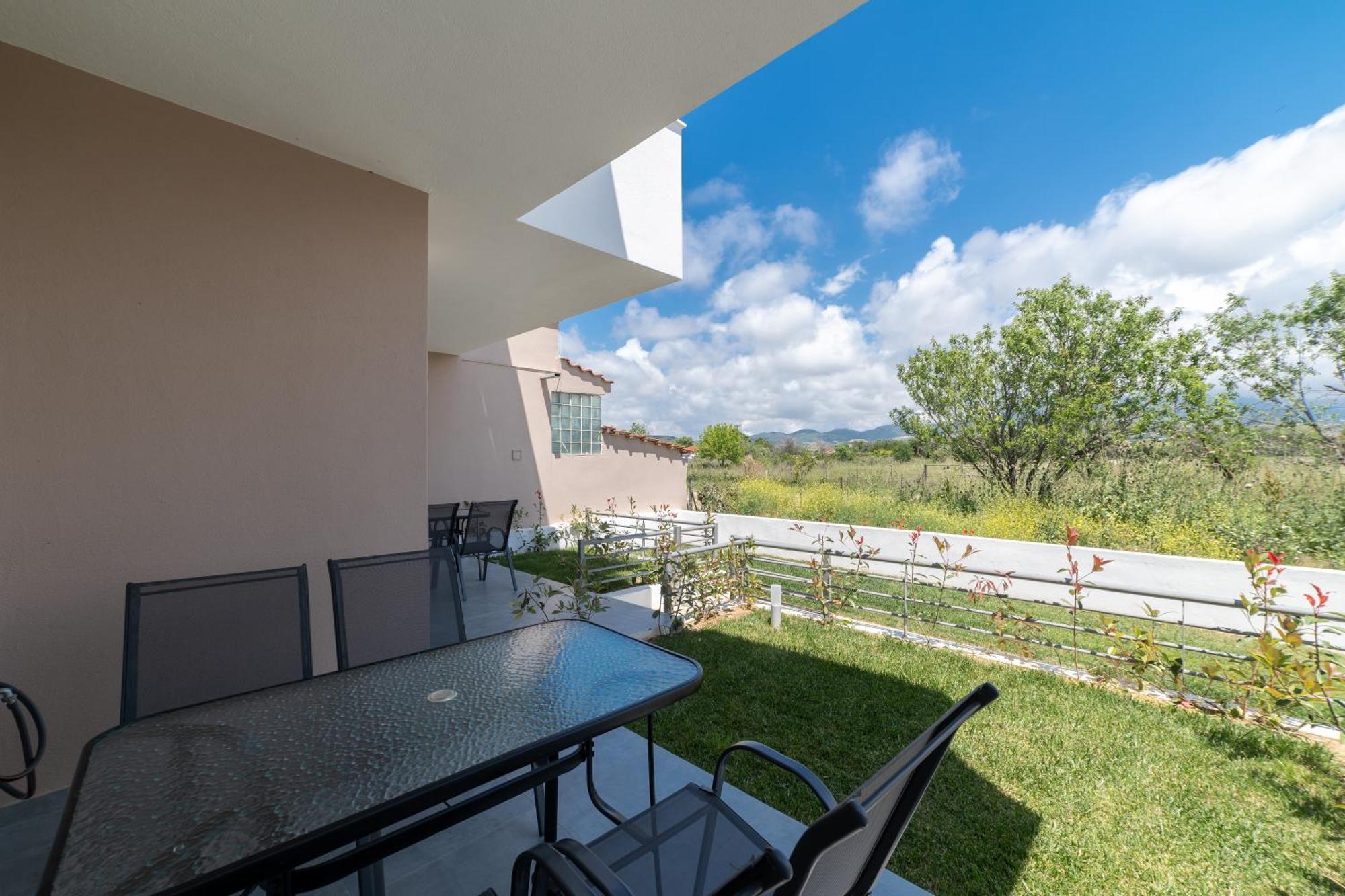 דירות קאבאלה Iro Residential Complex מראה חיצוני תמונה